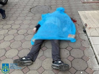 У центрі Одеси вбили чоловіка: повідомляють, що це громадський діяч Демʼян Ганул У центрі Одеси вбили чоловіка: повідомляють, що це громадський діяч Демʼян Ганул