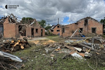 Наслідки обстрілу у Полтаві 28 травня: перші фото з місця події Наслідки обстрілу у Полтаві 28 травня: перші фото з місця події