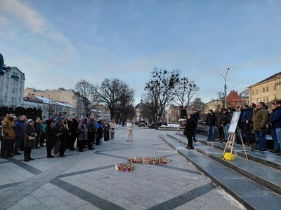 Мало б виповнитися 55 років. У Львові вшанували пам'ять Героя України Андрія Парубія Мало б виповнитися 55 років. У Львові вшанували пам'ять Героя України Андрія Парубія