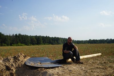 "Передусім рятували мистецтво, потім власні речі". Досвід резиденції Івана Сауткіна на Чернігівщині "Передусім рятували мистецтво, потім власні речі". Досвід резиденції Івана Сауткіна на Чернігівщині