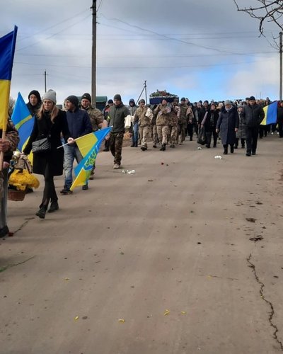 В Одеській області попрощались з 29-річним військовим, який загинув в бою на Донеччині В Одеській області попрощались з 29-річним військовим, який загинув в бою на Донеччині