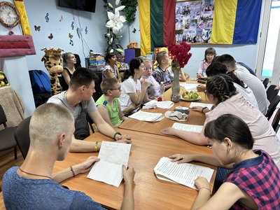 У Кременчуці діти з інвалідністю готуються до прем’єри вистави в театрі ляльок У Кременчуці діти з інвалідністю готуються до прем’єри вистави в театрі ляльок