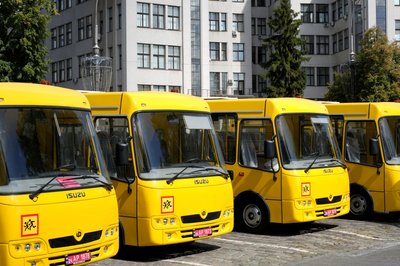 шкільний автобус шкільний автобус