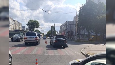 87-річний пенсіонер помер у лікарні: у Черкасах авто наїхало на пішохода 87-річний пенсіонер помер у лікарні: у Черкасах авто наїхало на пішохода