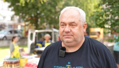 Юрій Кулик, волонтер, проєкт "Жовтий фартух" Юрій Кулик, волонтер, проєкт "Жовтий фартух"