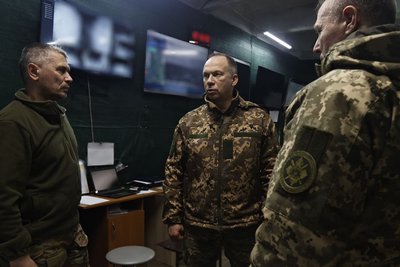 Командувач східного угрупування Олександр Сирський вдруге за тиждень відвідав Бахмут Командувач східного угрупування Олександр Сирський вдруге за тиждень відвідав Бахмут