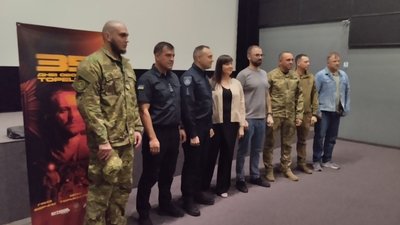 Фільм "35 днів оборони Торецька" представили у Житомирі Фільм "35 днів оборони Торецька" представили у Житомирі