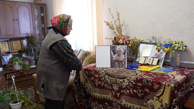 "Пам'ять про всіх має бути однаковою": на Вінниччині просять перейменувати вулицю, названу на честь полеглого бійця "Пам'ять про всіх має бути однаковою": на Вінниччині просять перейменувати вулицю, названу на честь полеглого бійця