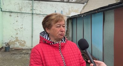 “Почув, як “Шахед” почав падати, накрився покривалом”: російський безпілотник влучив по Косівщині “Почув, як “Шахед” почав падати, накрився покривалом”: російський безпілотник влучив по Косівщині