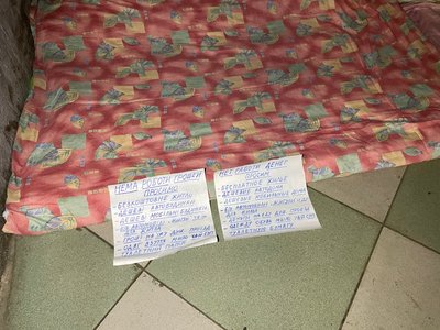 У підземному переході в Полтаві оселилися безхатьки У підземному переході в Полтаві оселилися безхатьки