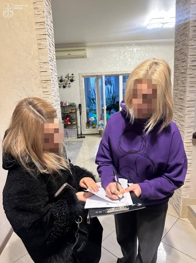 Лікаря та пацієнта з Одеси підозрюють у схваленні дій РФ Лікаря та пацієнта з Одеси підозрюють у схваленні дій РФ