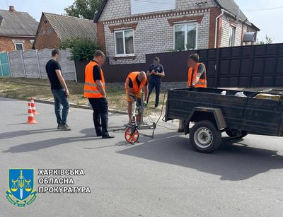 У Валках на Харківщині ремонт дороги У Валках на Харківщині ремонт дороги