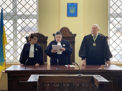До довічного ув'язнення за вбивство 21-річного мукачівця засудили чоловіка До довічного ув'язнення за вбивство 21-річного мукачівця засудили чоловіка