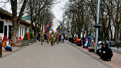 У Ніжині попрощалися з захисником Сергієм Ласим У Ніжині попрощалися з захисником Сергієм Ласим
