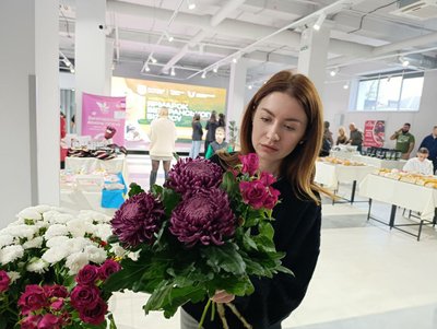 Маргарита Доценко після втрати чоловіка відкрила квіткову крамницю Маргарита Доценко після втрати чоловіка відкрила квіткову крамницю