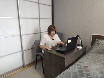 Вчителька алгебри та геометрії Ольга Ензельт Вчителька алгебри та геометрії Ольга Ензельт