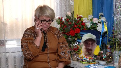 Мати померлого військового з Чернігова не може оформити статус і виплати Мати померлого військового з Чернігова не може оформити статус і виплати