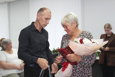 На Черкащині вручили нагороди ветеранам та родинам загиблих військових На Черкащині вручили нагороди ветеранам та родинам загиблих військових