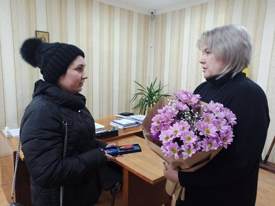 На Одещині дружині зниклого безвісти військовослужбовця вручили його медаль На Одещині дружині зниклого безвісти військовослужбовця вручили його медаль