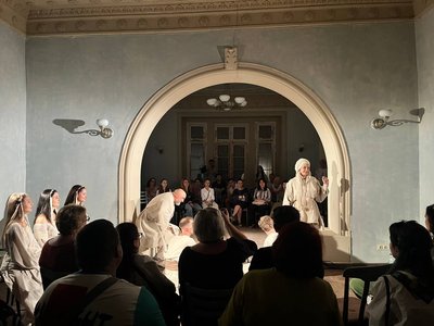У львівському театрі Заньковецької розпочнуть новий сезон виставою "Кайдаші" У львівському театрі Заньковецької розпочнуть новий сезон виставою "Кайдаші"