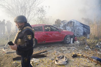 Наслідки авіаудару по Немишлянському району Харкова 11 жовтня 2026 року Наслідки авіаудару по Немишлянському району Харкова 11 жовтня 2026 року
