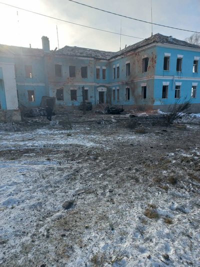 Армія РФ вдарила по центру Білопілля КАБами Армія РФ вдарила по центру Білопілля КАБами