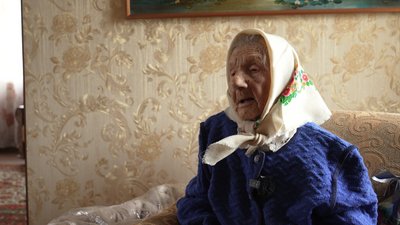 "Чекали на ювілей усім селом": жительці Іванівки, що на Чернігівщині, Анастасії Петренко виповнилось 100 років "Чекали на ювілей усім селом": жительці Іванівки, що на Чернігівщині, Анастасії Петренко виповнилось 100 років