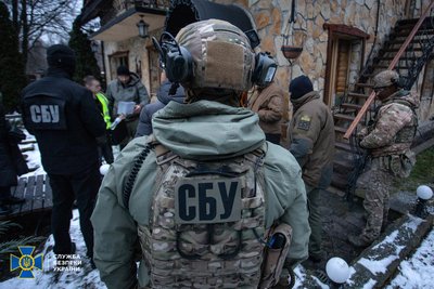 Залякували підприємців: у Києві викрили злочинну групу під виглядом добробатів