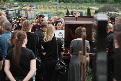Прощання з рятувальниками, ДСНС, похорон, Харків, 18 кладовище, 17 червня 2026 року, Олексій Дорожкін Прощання з рятувальниками, ДСНС, похорон, Харків, 18 кладовище, 17 червня 2026 року, Олексій Дорожкін