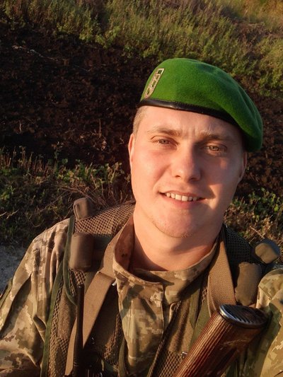 Дружина загиблого прикордонника, яка евакуювалась з Луганщини на Рівненщину, розповіла історію родини Дружина загиблого прикордонника, яка евакуювалась з Луганщини на Рівненщину, розповіла історію родини