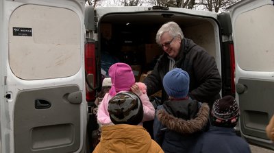 Не лякає довга дорога та небезпека: шведський волонтер привіз гуманітарну допомогу інтернату Черкащини Не лякає довга дорога та небезпека: шведський волонтер привіз гуманітарну допомогу інтернату Черкащини