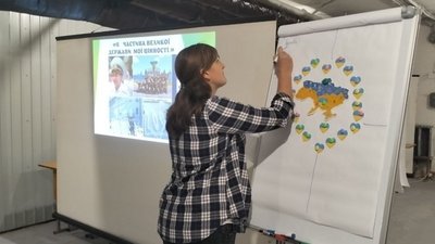 На Чернігівщині буде 37 осередків, де викладатимуть предмет "Захист України": 44 педагоги проходять навчання На Чернігівщині буде 37 осередків, де викладатимуть предмет "Захист України": 44 педагоги проходять навчання