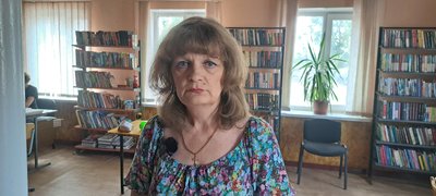 Староста Новоселівки Наталія Менделяєва прифронтове село евакуація люди життя руйнування окупація деокупація книгозбірня Новоселівка Лиманська громада Донецька область 28 серпня 2024 року Староста Новоселівки Наталія Менделяєва прифронтове село евакуація люди життя руйнування окупація деокупація книгозбірня Новоселівка Лиманська громада Донецька область 28 серпня 2024 року