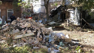 "Сипалось скло, стеля, все": що розповіли миколаївці про нічний обстріл міста "Сипалось скло, стеля, все": що розповіли миколаївці про нічний обстріл міста