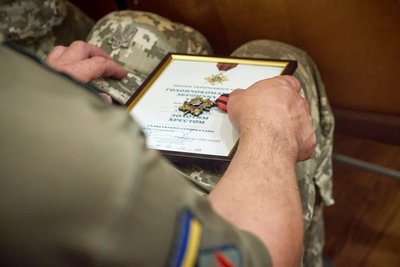 "Наш щит": на Черкащині нагородили військових Повітряних Сил ЗСУ "Наш щит": на Черкащині нагородили військових Повітряних Сил ЗСУ