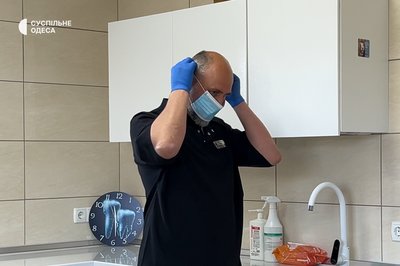 "Професію втратити не можна": історія стоматолога з Одещини, який служив прикордонником