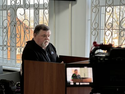 “Він потребував допомоги”: у справі щодо смерті в ТЦК у Сумах слухали експерта й обвинуваченого “Він потребував допомоги”: у справі щодо смерті в ТЦК у Сумах слухали експерта й обвинуваченого
