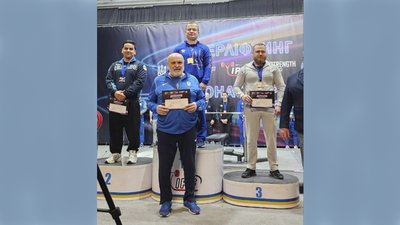 Пауерліфтери Житомирщини вибороли три золоті медалі на Чемпіонаті України з жиму лежачи Пауерліфтери Житомирщини вибороли три золоті медалі на Чемпіонаті України з жиму лежачи