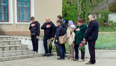 На Вінниччині відкрили пам'ятні дошки оборонцям На Вінниччині відкрили пам'ятні дошки оборонцям
