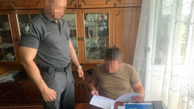 "Підробив довідку про хворобу дружини". Військового з Шостки підозрюють в ухиленні від служби "Підробив довідку про хворобу дружини". Військового з Шостки підозрюють в ухиленні від служби