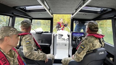 Радіодиктант національної єдності на патрульному катері писали з Суспыльне Одеса Радіодиктант національної єдності на патрульному катері писали з Суспыльне Одеса