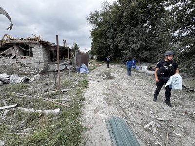 «Сусіди кричали»: очевидці про удар двома КАБами по околиці Сум