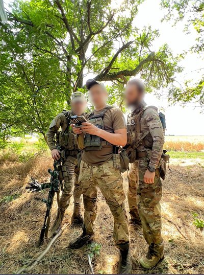 «Нас просто рівняли»: ветеран Михайло Шевченко про бої в оточенні на Херсонщині та життя після служби «Нас просто рівняли»: ветеран Михайло Шевченко про бої в оточенні на Херсонщині та життя після служби