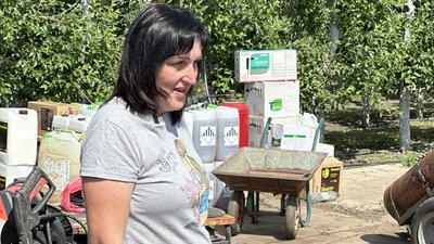 Дружина Віталія Олена село Рубці Лиманська громада Донецька область Дружина Віталія Олена село Рубці Лиманська громада Донецька область