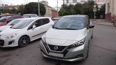 Електромобіль Nissan Leaf Електромобіль Nissan Leaf