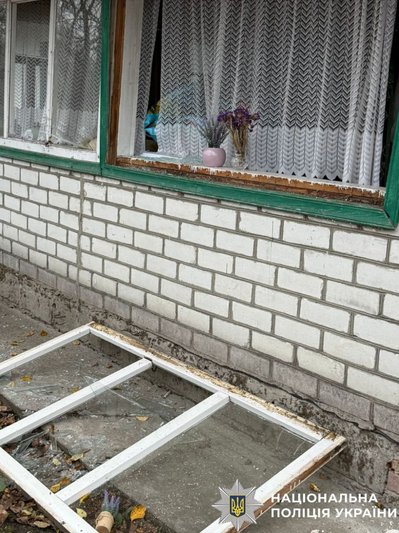 Є постраждала: наслідки російської атаки фіксують у двох районах Київської області Є постраждала: наслідки російської атаки фіксують у двох районах Київської області
