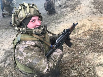 "Треба вчитися і мстити" – десантники показали, як готують мобілізованих для фронту "Треба вчитися і мстити" – десантники показали, як готують мобілізованих для фронту