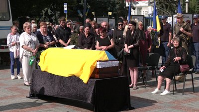 У Рівному попрощалися з військовим Геннадієм Кривком