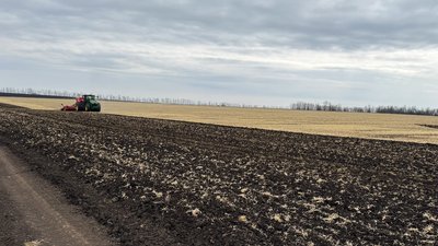 Посівна на Кіровоградщині: як ціни на пальне й добрива вплинуть на врожай Посівна на Кіровоградщині: як ціни на пальне й добрива вплинуть на врожай