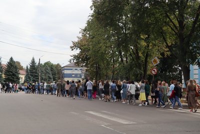 В Охтирці поховали військовослужбовця Олександра Павліченка В Охтирці поховали військовослужбовця Олександра Павліченка